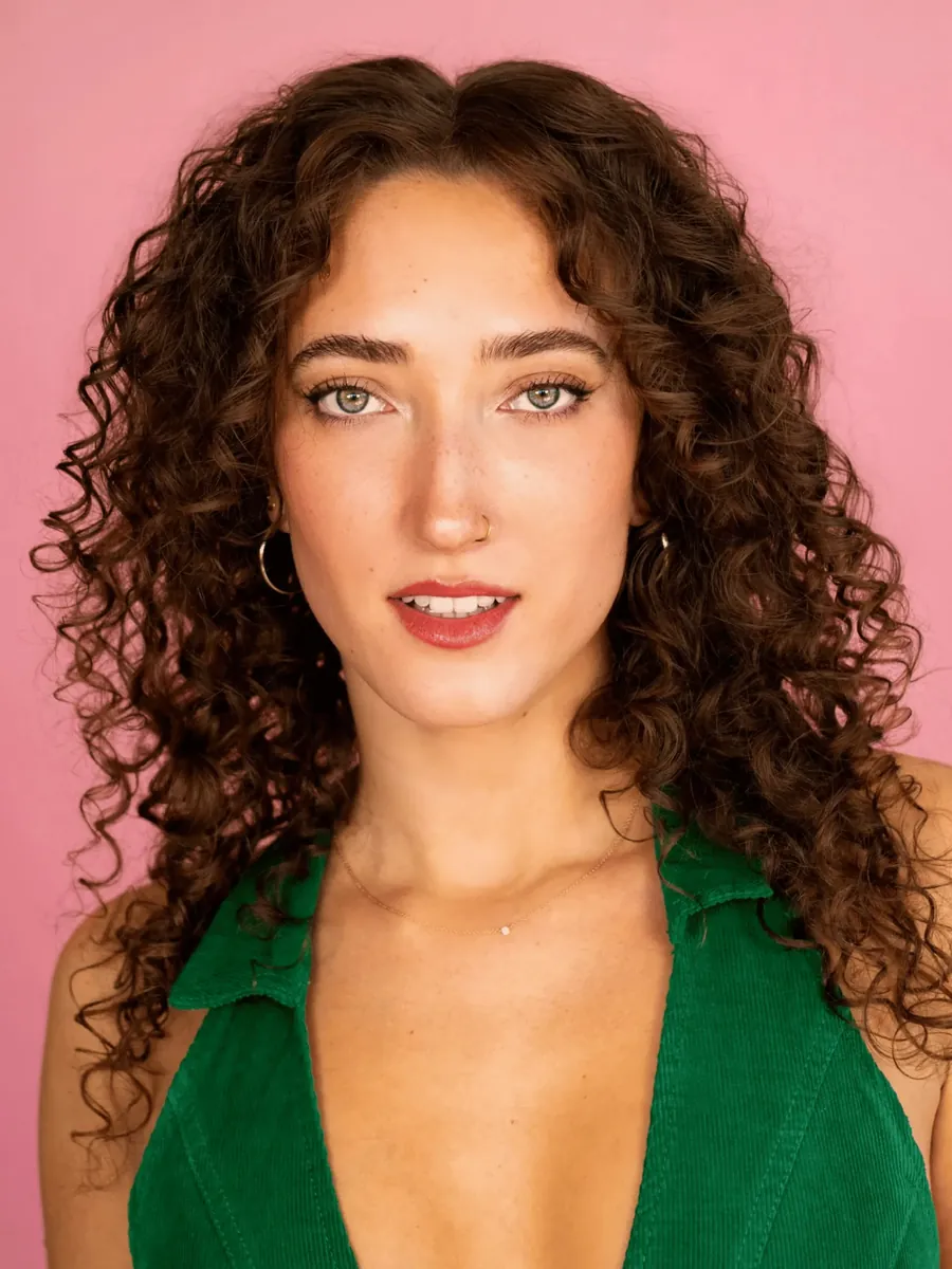 Helena Padial as The Oracle